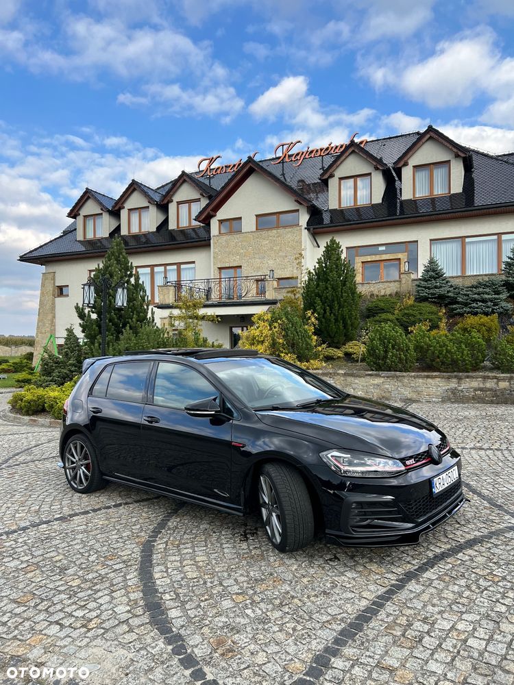 Volkswagen Golf GTI Performance BlueMotion Technology DSG - 4