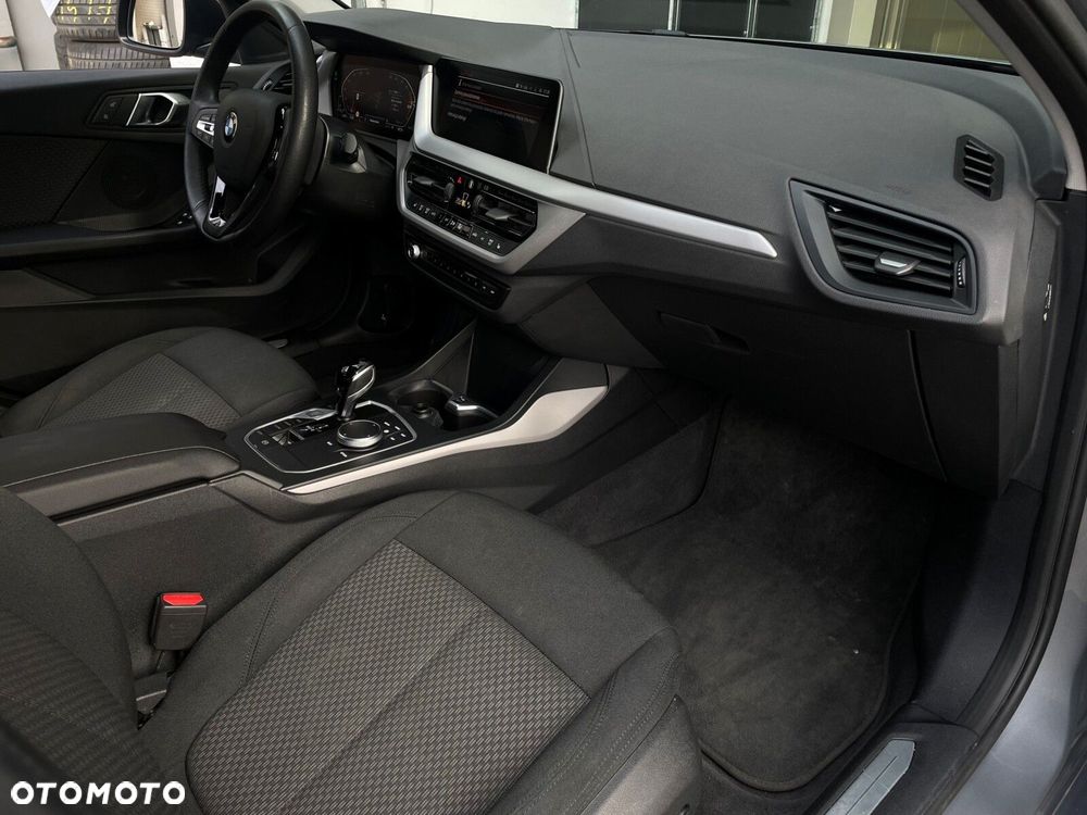 BMW Seria 1 - 10