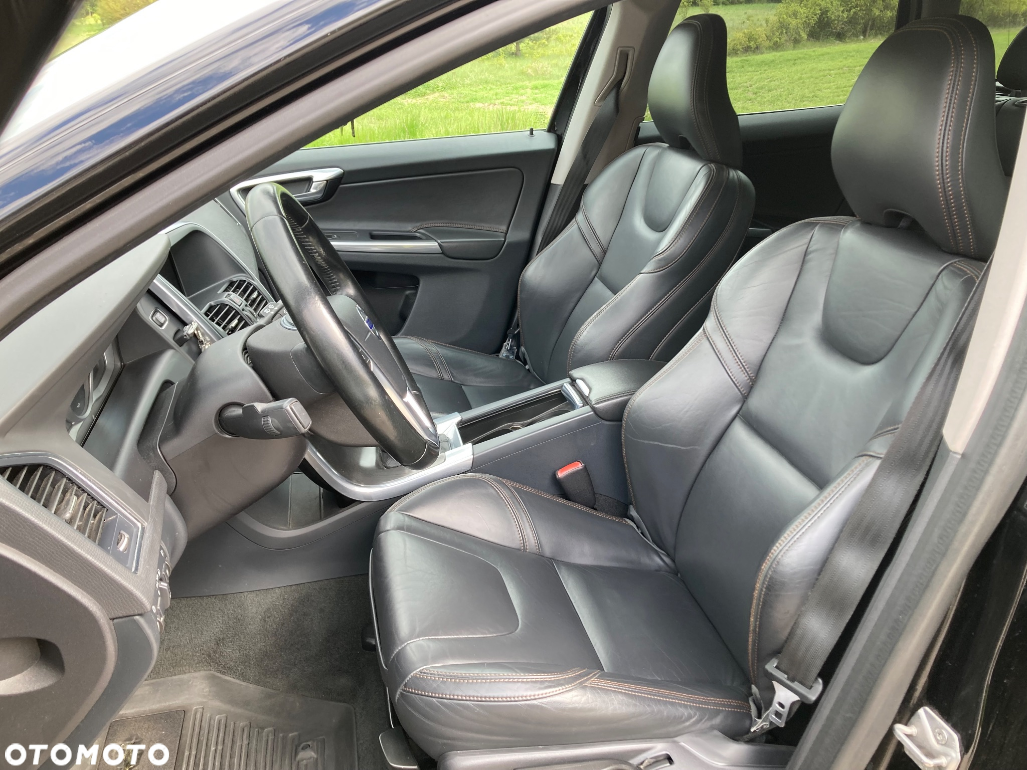 Volvo XC 60 D4 Drive-E Momentum - 8