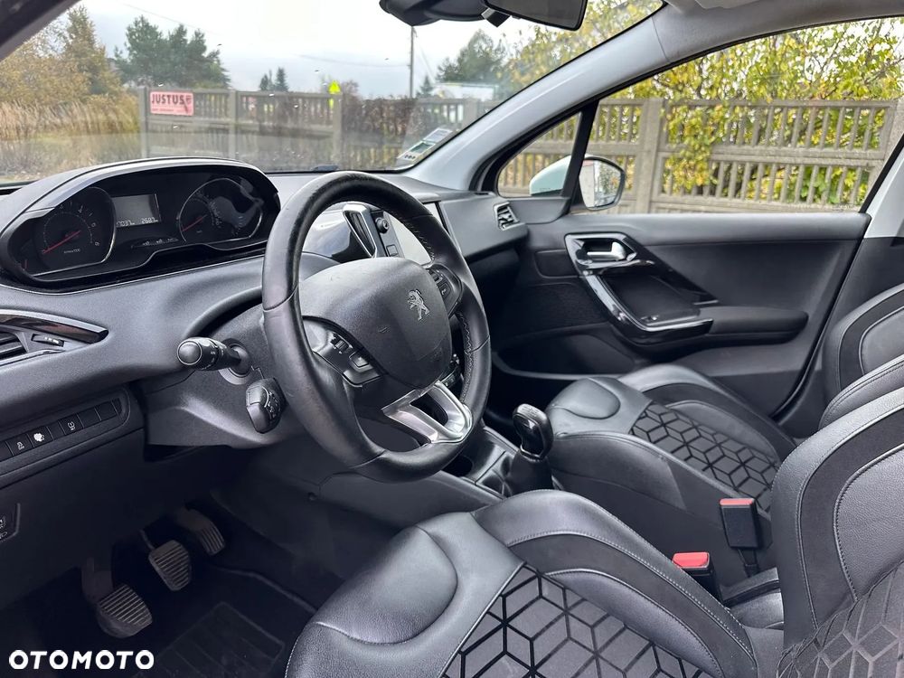 Peugeot 208 e-HDi FAP 92 Stop&Start Allure - 6