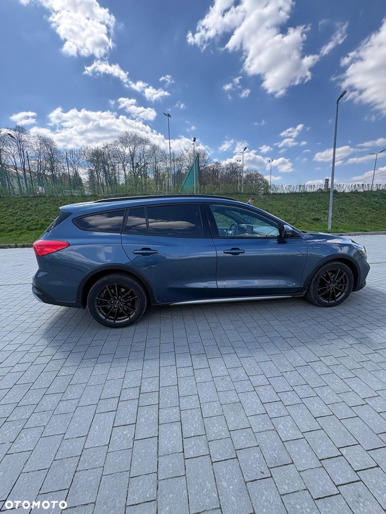 Ford Focus 2.0 EcoBlue Active - 4