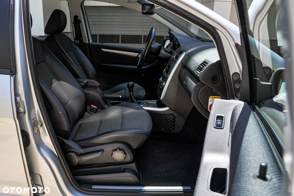 Mercedes-Benz Klasa A 150 Avantgarde - 10