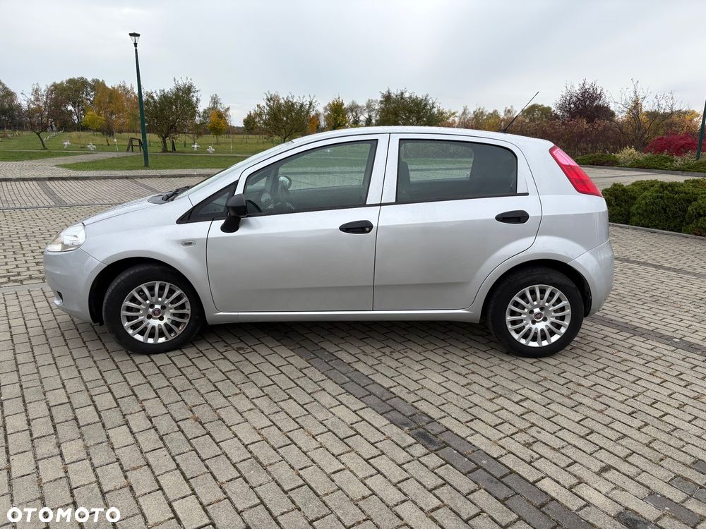 Fiat Punto 2013 photo 5