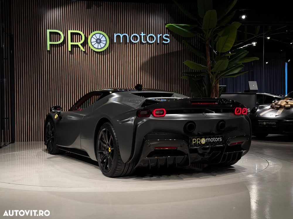 Ferrari SF90 Stradale - 24