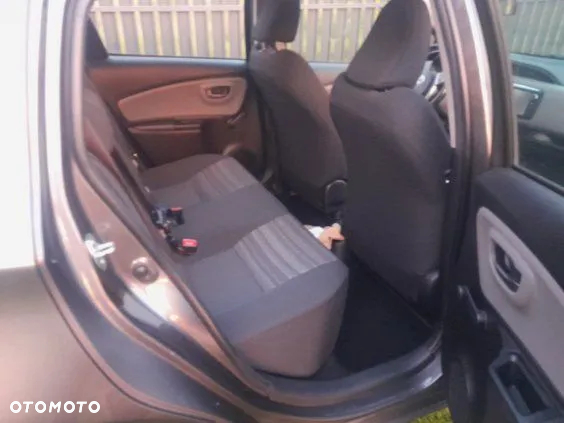 Toyota Yaris 1.4 D-4D Active EU6 - 9