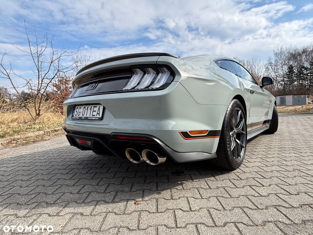 Ford Mustang - 13
