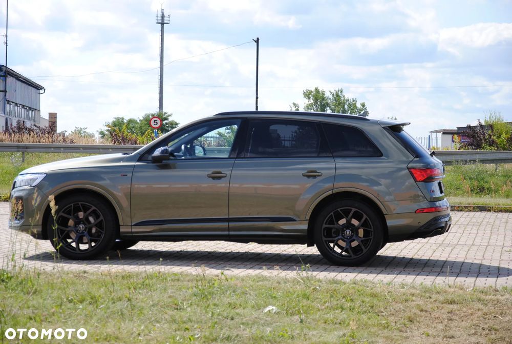 Audi Q7 - 7