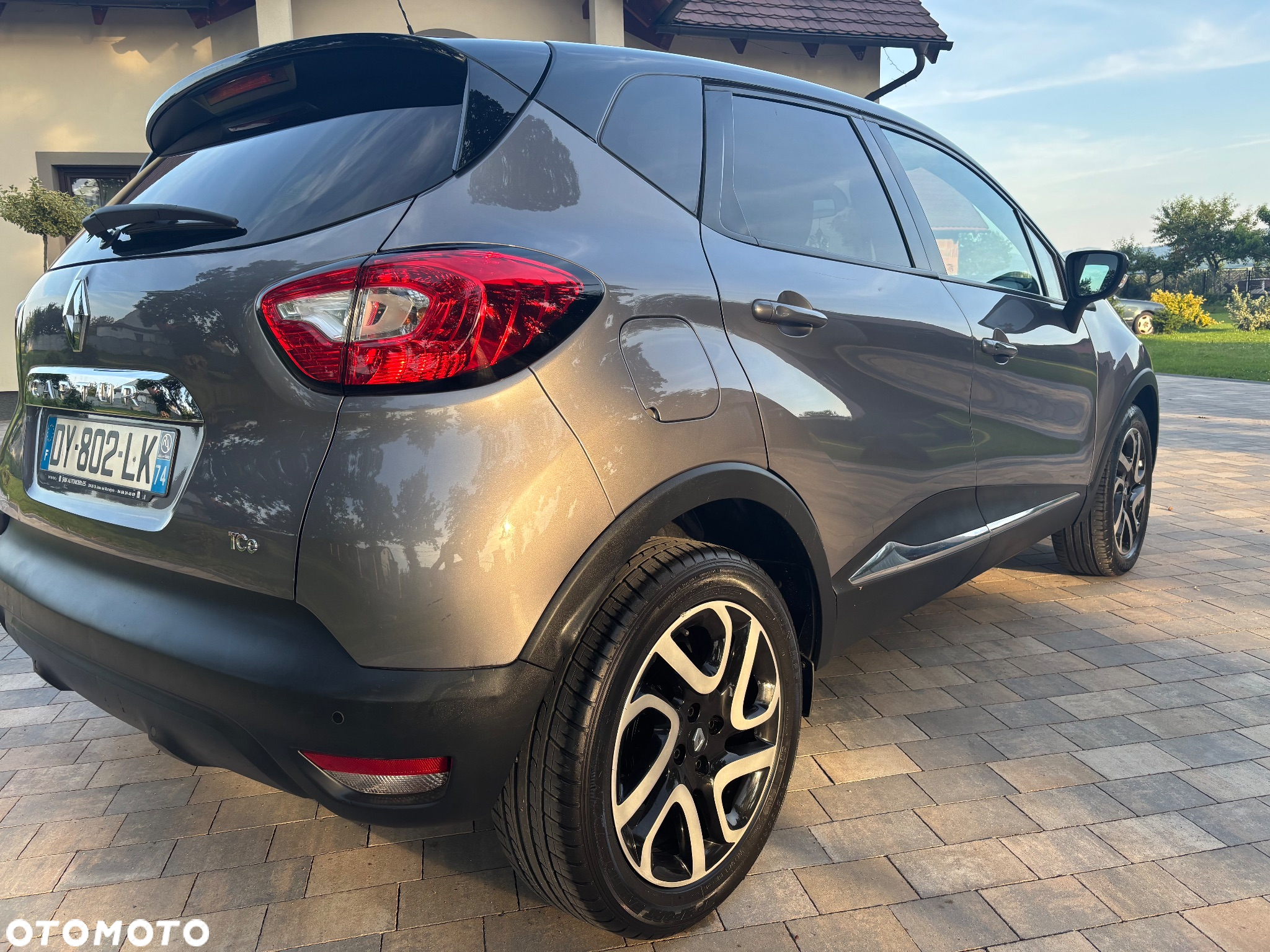 Renault Captur ENERGY TCe 120 EDC Luxe - 18