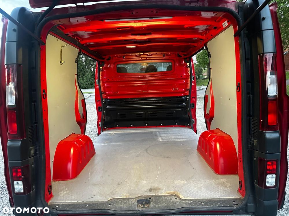Opel Vivaro - 17