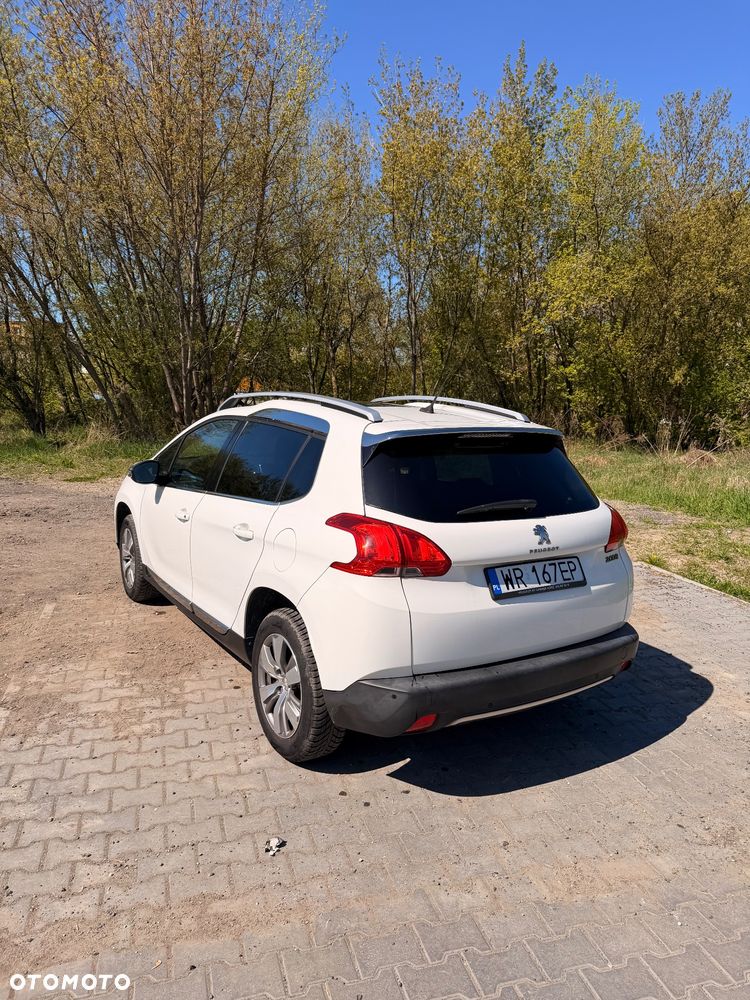 Peugeot 2008 1.2 VTi Allure - 6