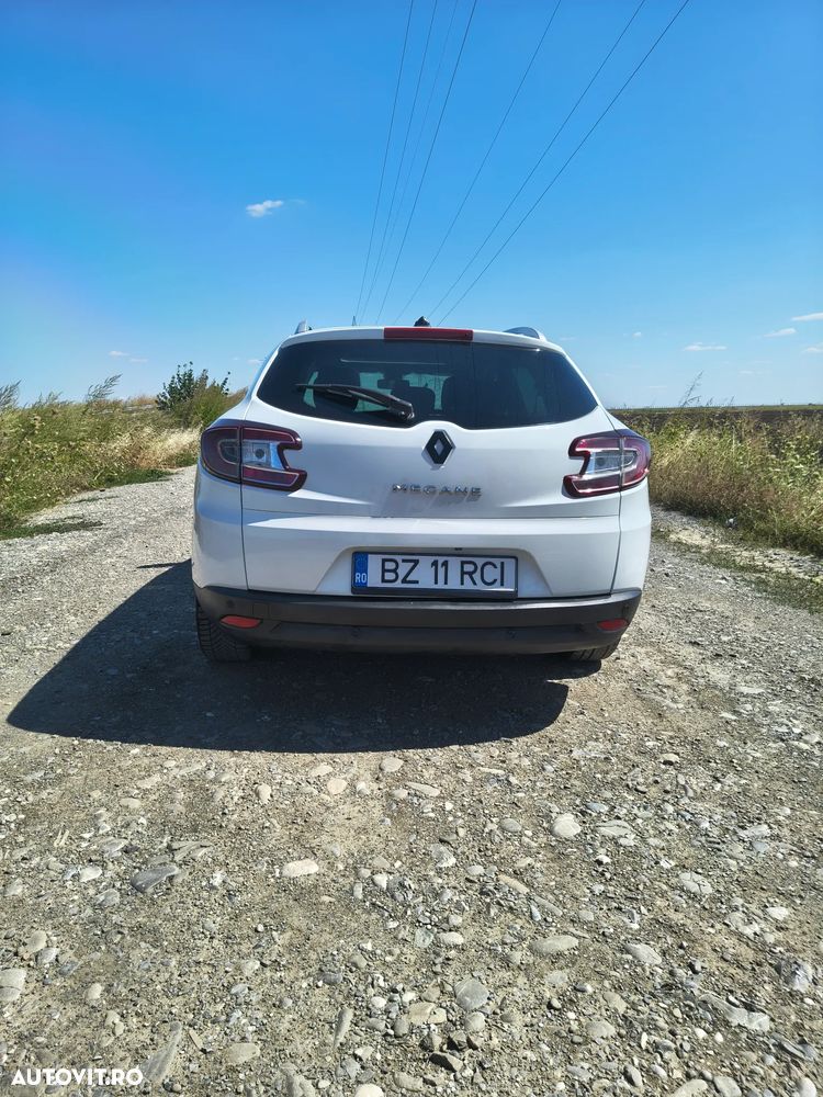 Renault Megane ENERGY dCi 110 Start & Stop Bose Edition - 3