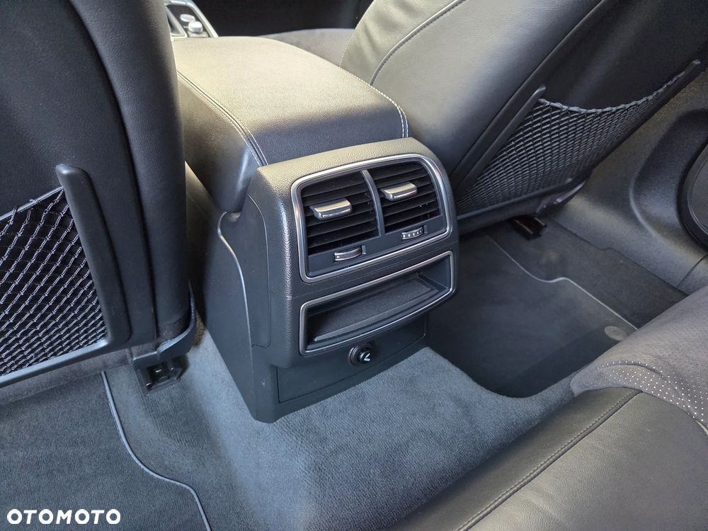 Audi A6 Avant 3.0 TDI Quattro S tronic - 25