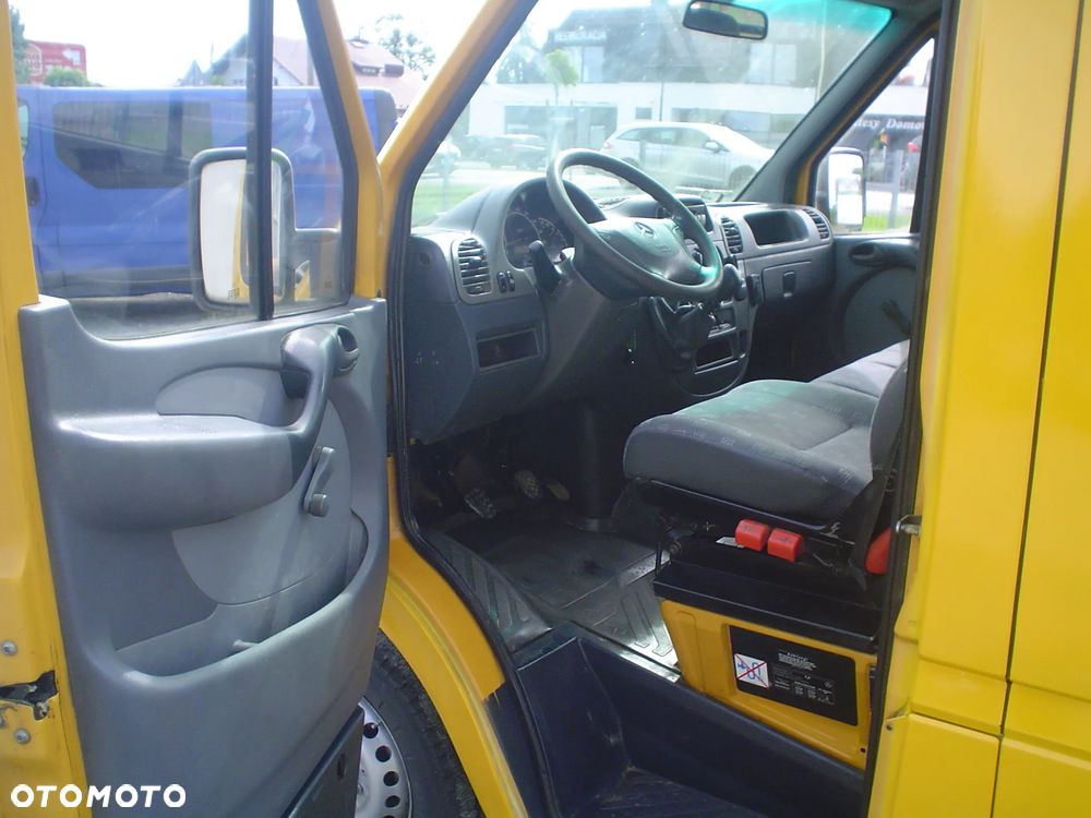 Mercedes-Benz SPRINTER - 6