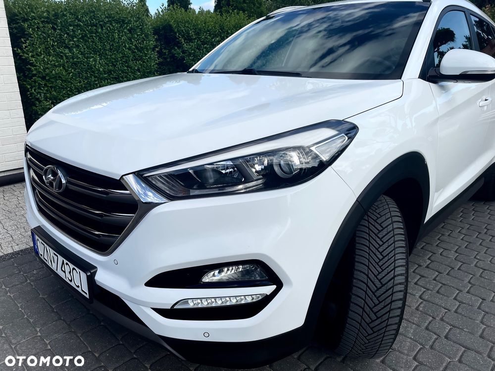 Hyundai Tucson blue 1.6 GDi 2WD Navi - 17