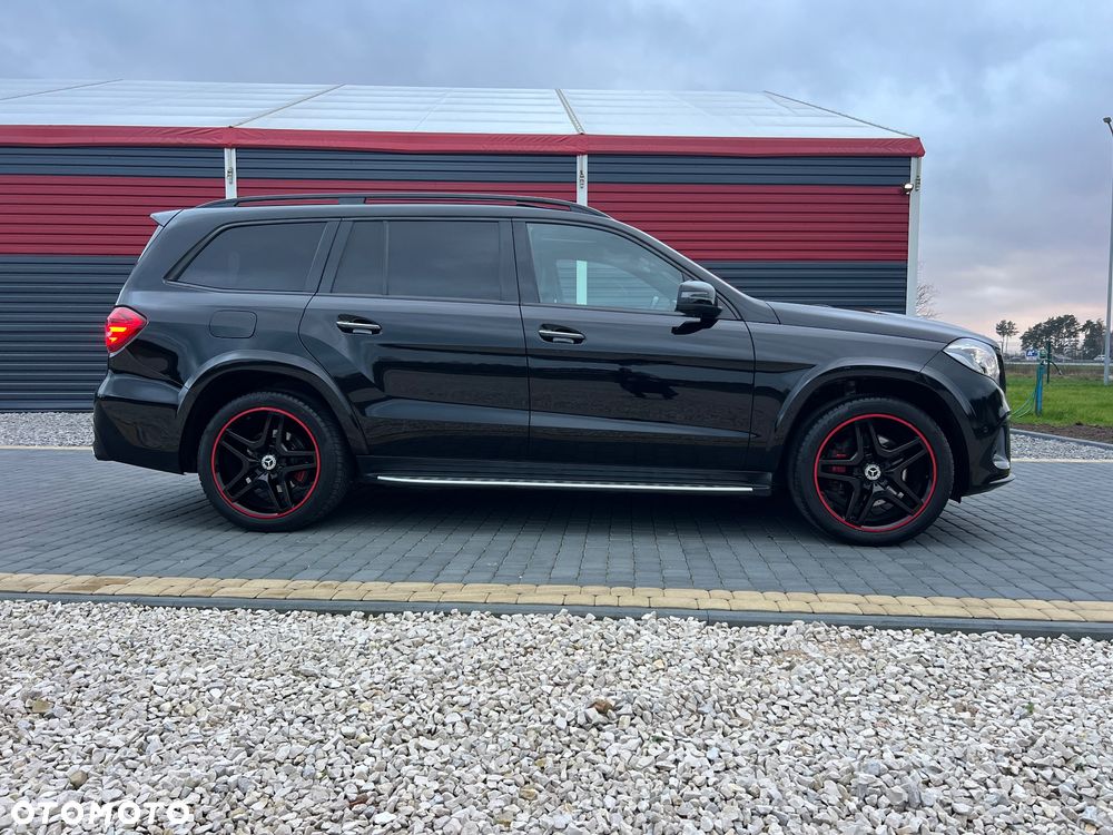 Mercedes-Benz GLS - 19