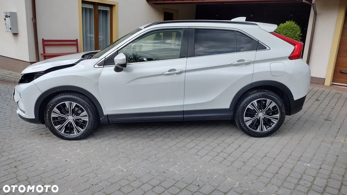Mitsubishi Eclipse Cross - 5
