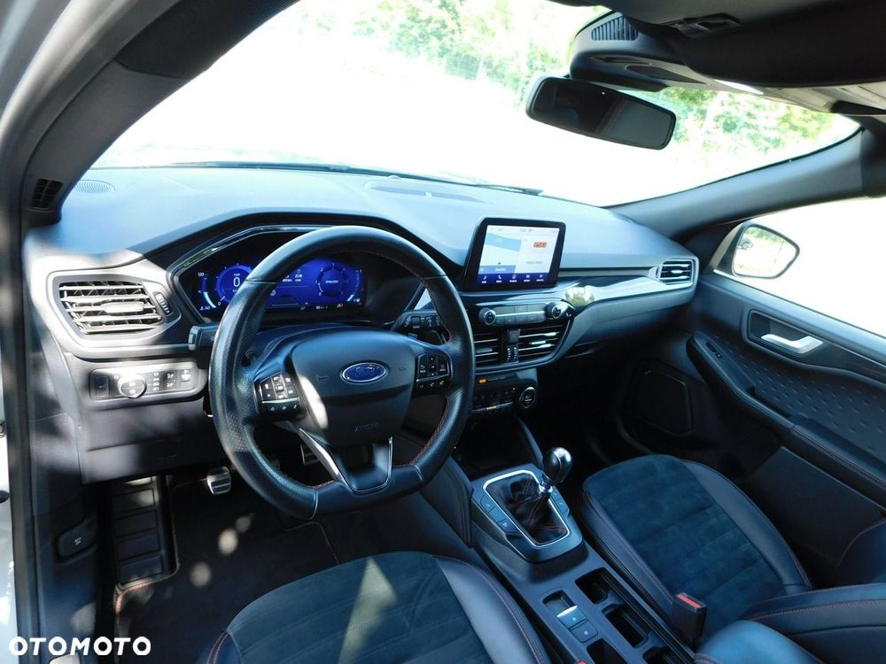 Ford Kuga - 14
