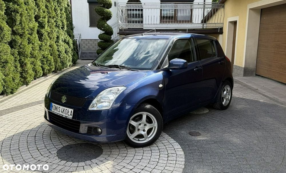 Suzuki Swift - 1