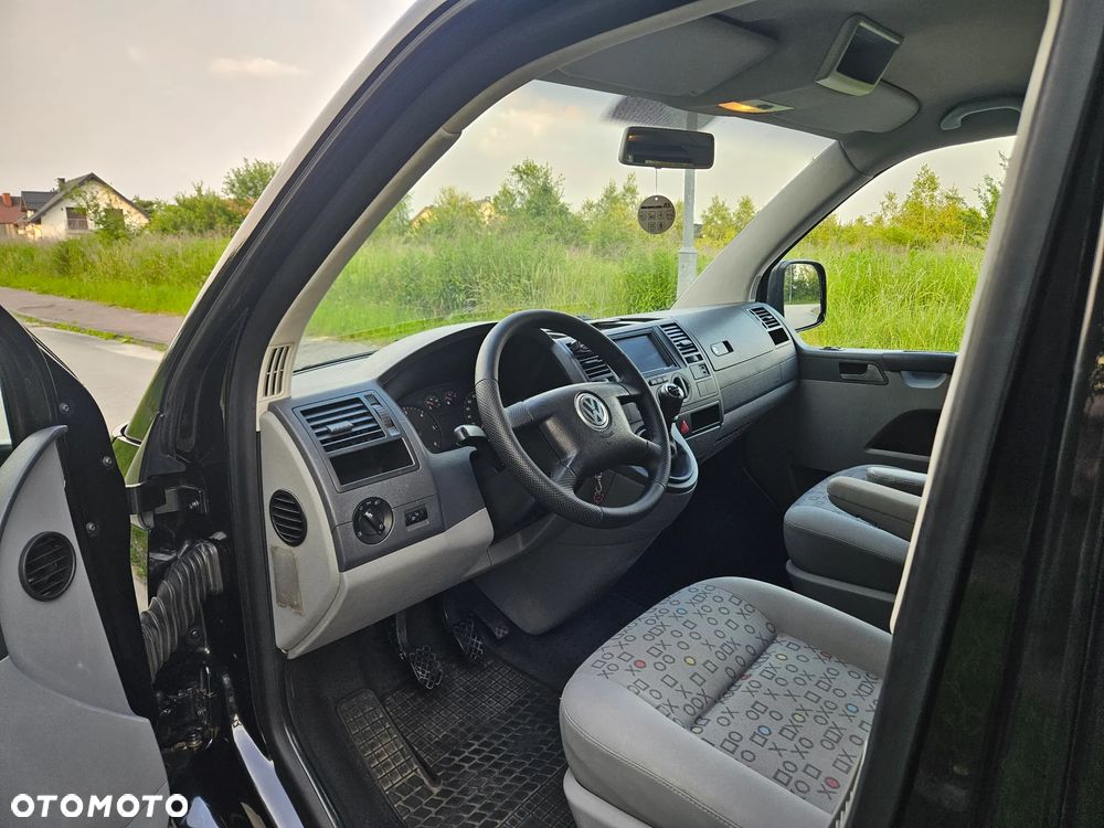 Volkswagen Caravelle L1 - 13
