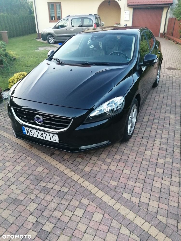 Volvo V40 - 2