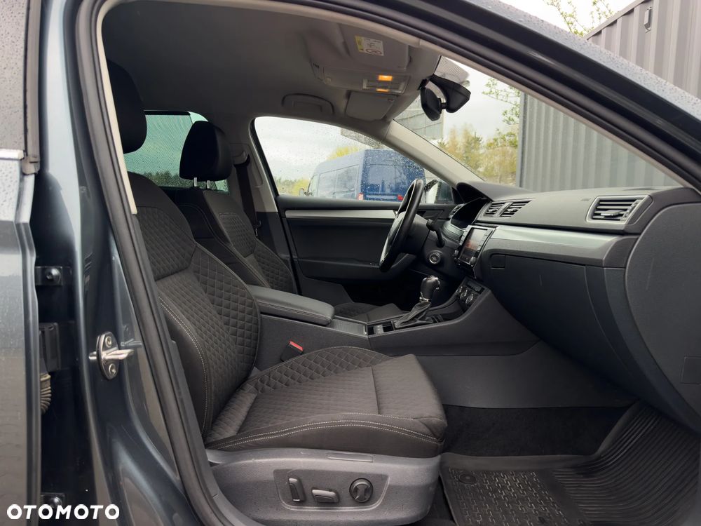Skoda Superb 1.8 TSI Active DSG - 17