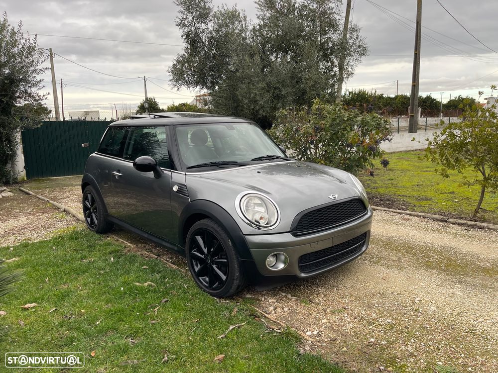 MINI 3 Portas Cooper D - 1