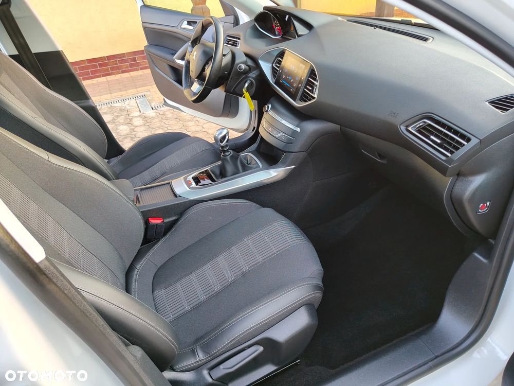 Peugeot 308 - 27