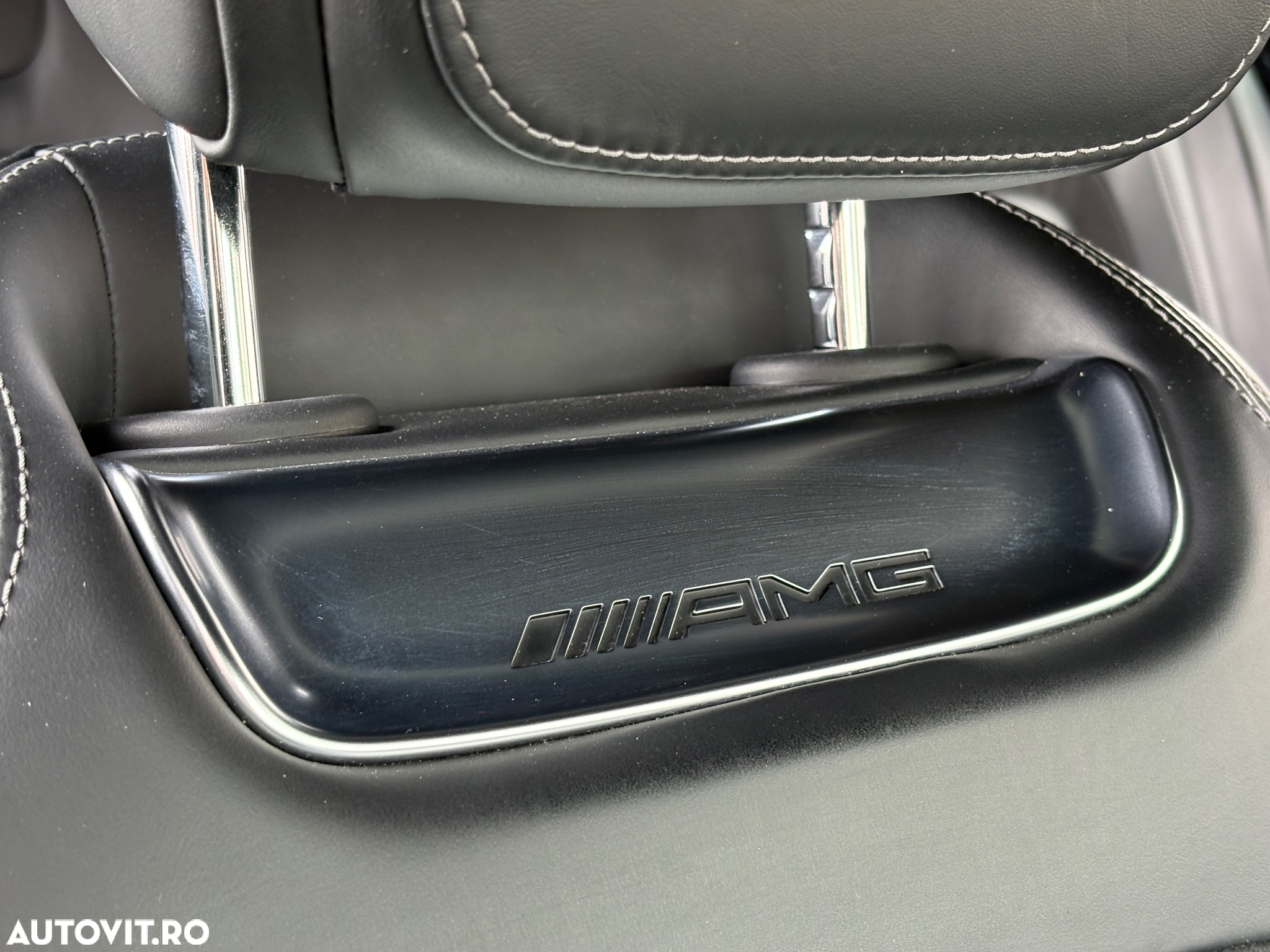 Mercedes-Benz AMG GT-S 63 4MATIC+ - 12