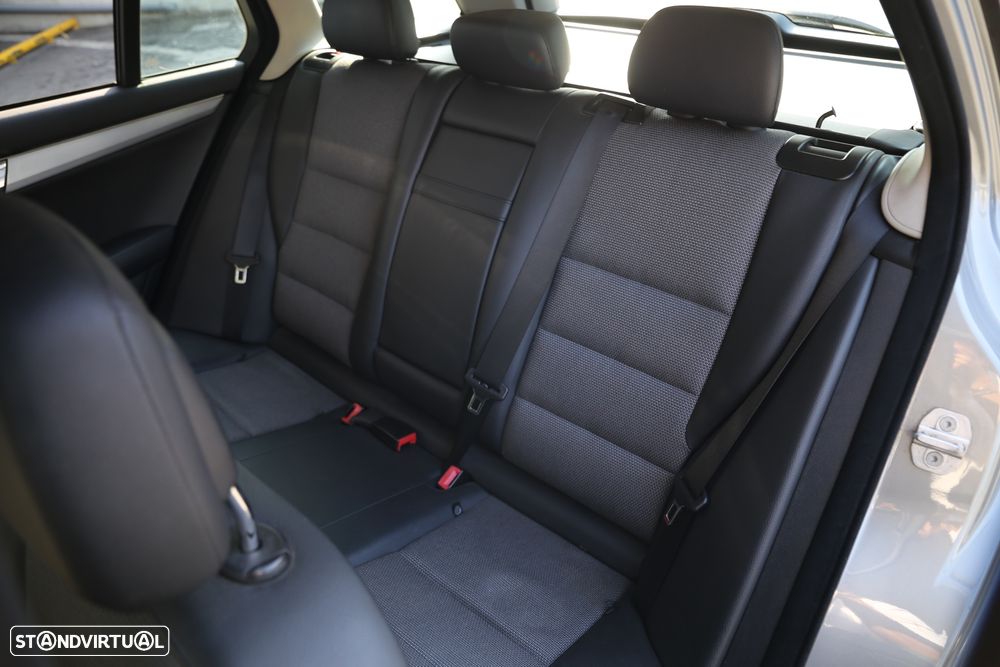 Mercedes-Benz C 220 CDi Avantgarde BlueEfficiency - 11