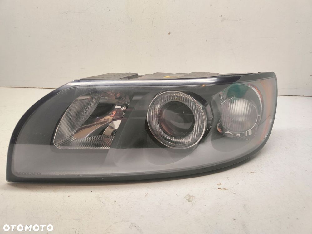volvo v50 lampa lewa przednia 30698885 - 1