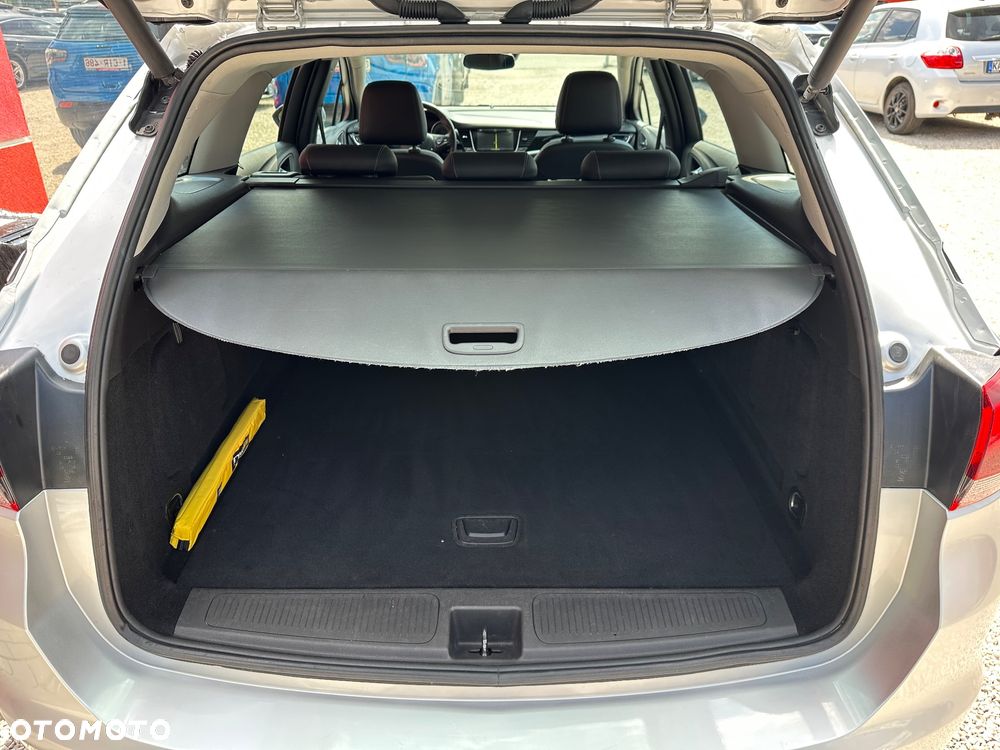 Opel Astra 1.4 Turbo Start/Stop Business - 24