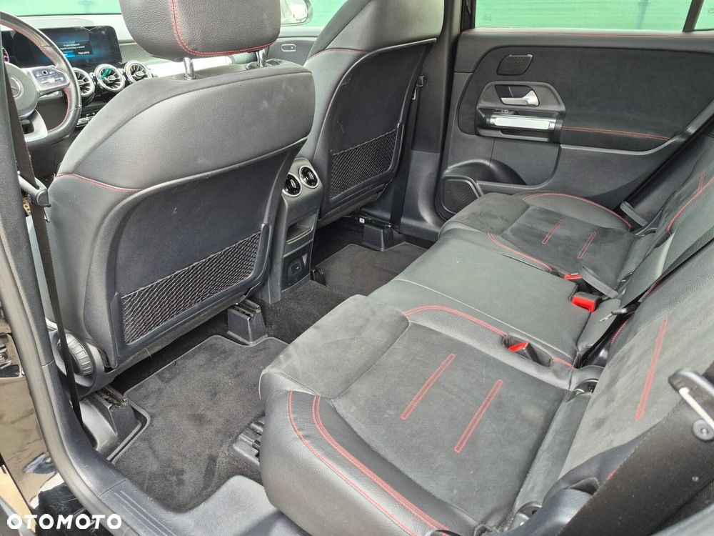Mercedes-Benz GLB 200 AMG Line 7G-DCT - 20