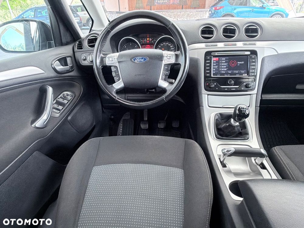 Ford Galaxy 2.0 TDCi Ghia - 18