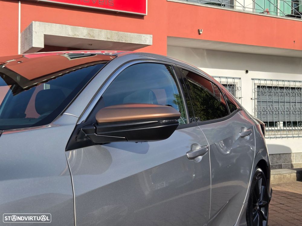 Honda Civic 1.0 i-VTEC Executive - 12