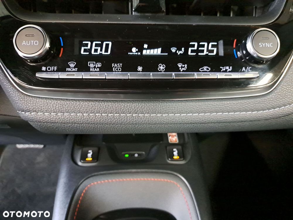 Toyota Corolla 2.0 Hybrid GR Sport - 26