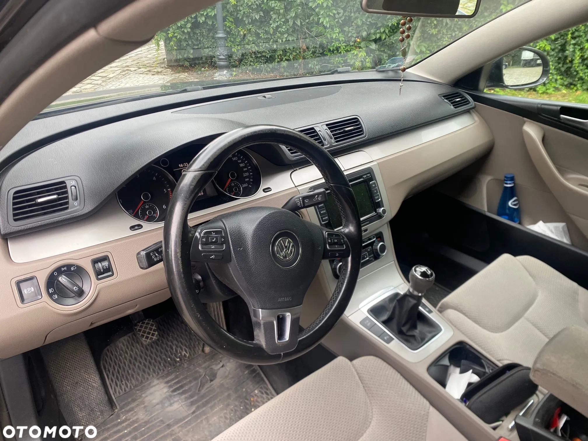 Volkswagen Passat 2.0 TDI Comfortline R-Style - 5