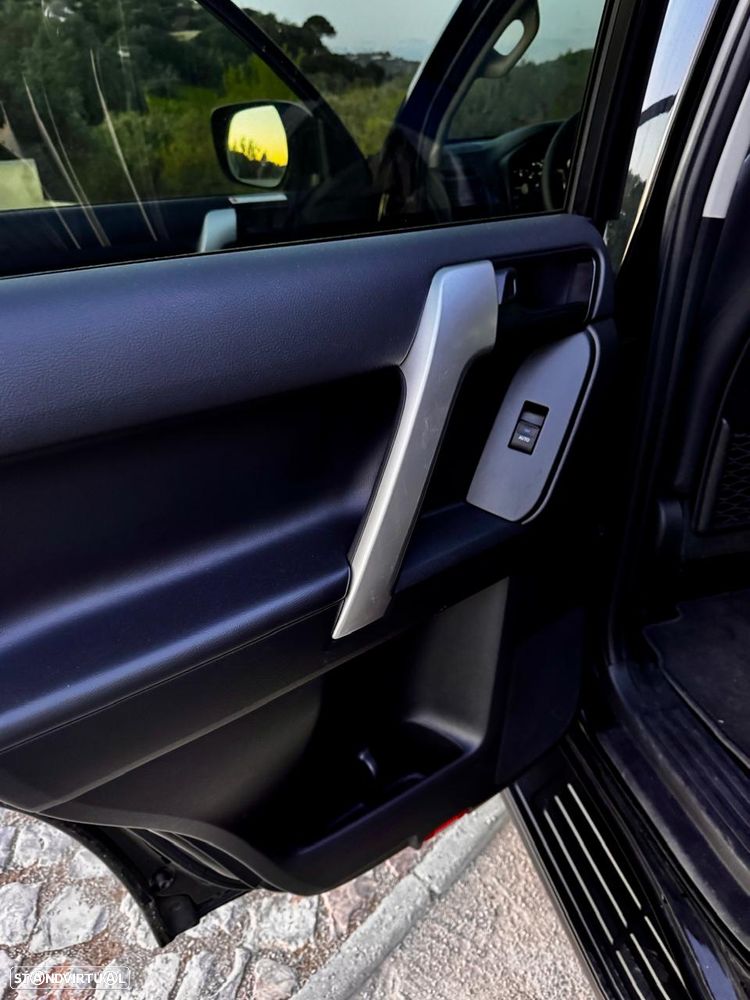 Toyota Land Cruiser 2.8 D-4D Auto Executive - 22