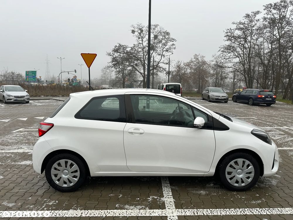 Toyota Yaris 1.5 Active - 8