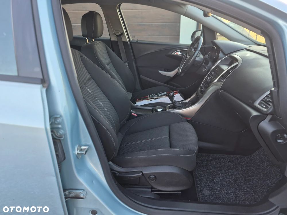 Opel Astra 1.6 Design Edition - 15