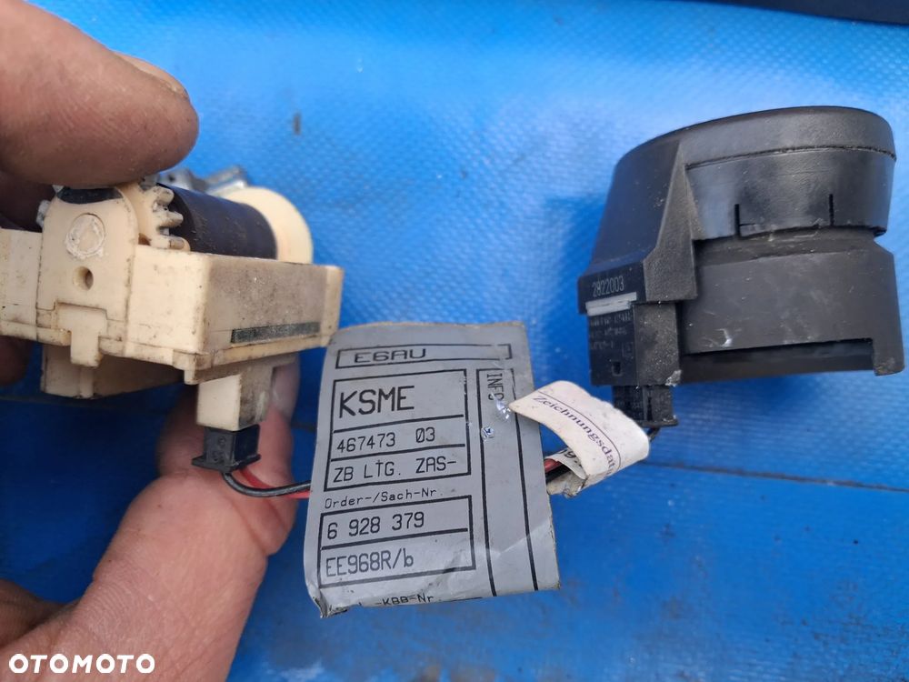 BMW 5 E60 E61 4.4 V8 Zestaw startowy silnika DO ODPALENIA 2x kluczyk sterownik silnika Bosch 0261209010 DME 7540510 ECU Immo 6928379 moduł komfortu 61356943062 5WK49111 EWS zapłonu CAS2 61356927931 5WK47995 - 8