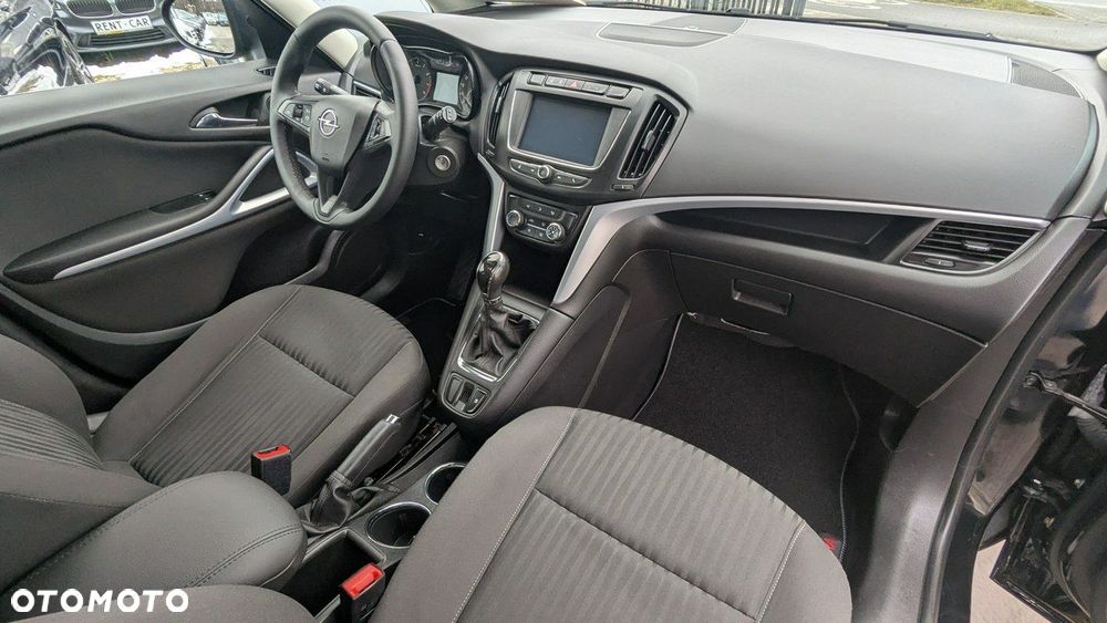 Opel Zafira - 14