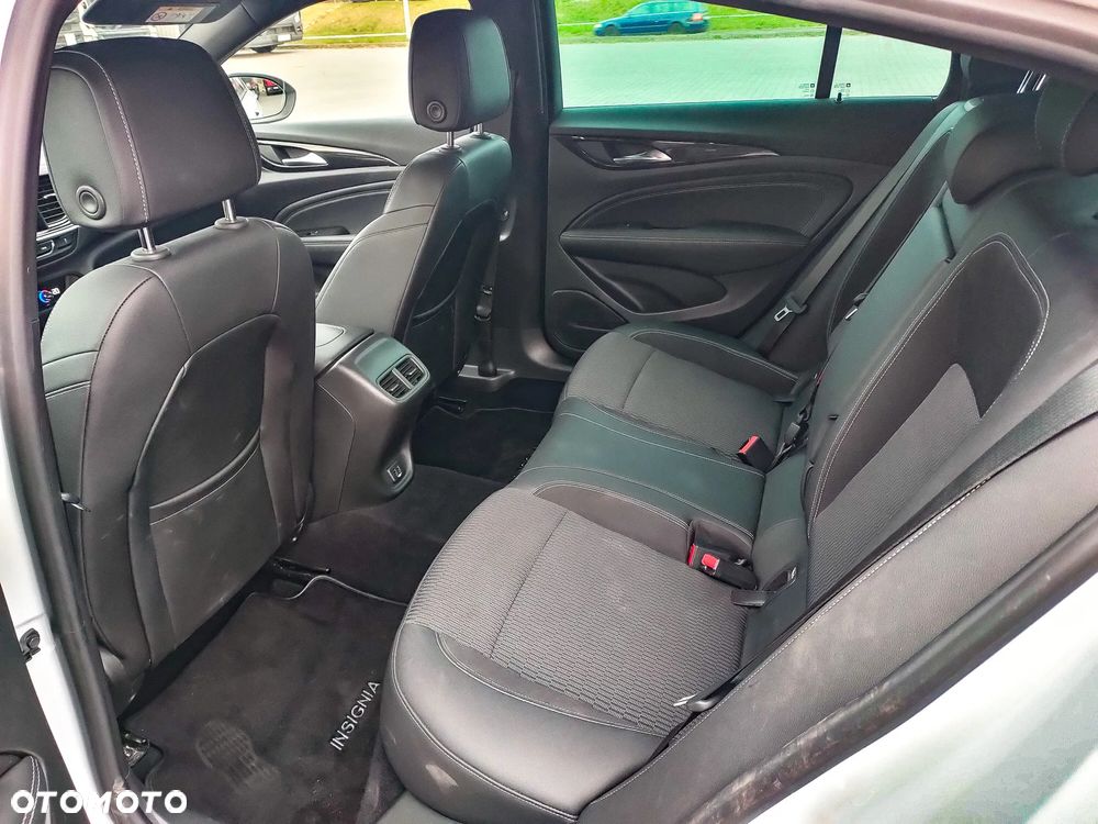 Opel Insignia 2.0 CDTI 4x4 Innovation S&S - 19