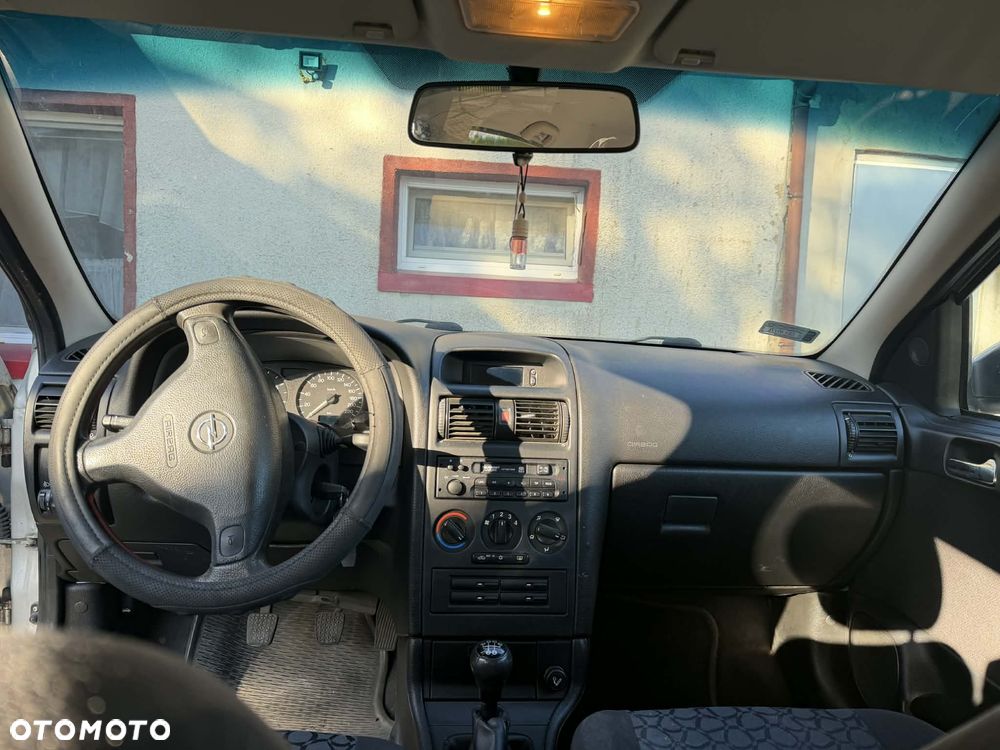 Opel Astra - 3