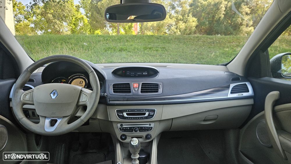 Renault Mégane Sport Tourer 1.5 dCi Luxe - 5