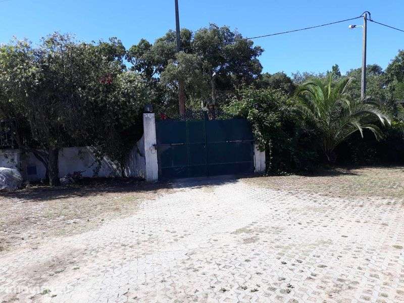 ARRENDA-SE CASA de habitação para Famílias ou Empresas - Grande imagem: 3/12