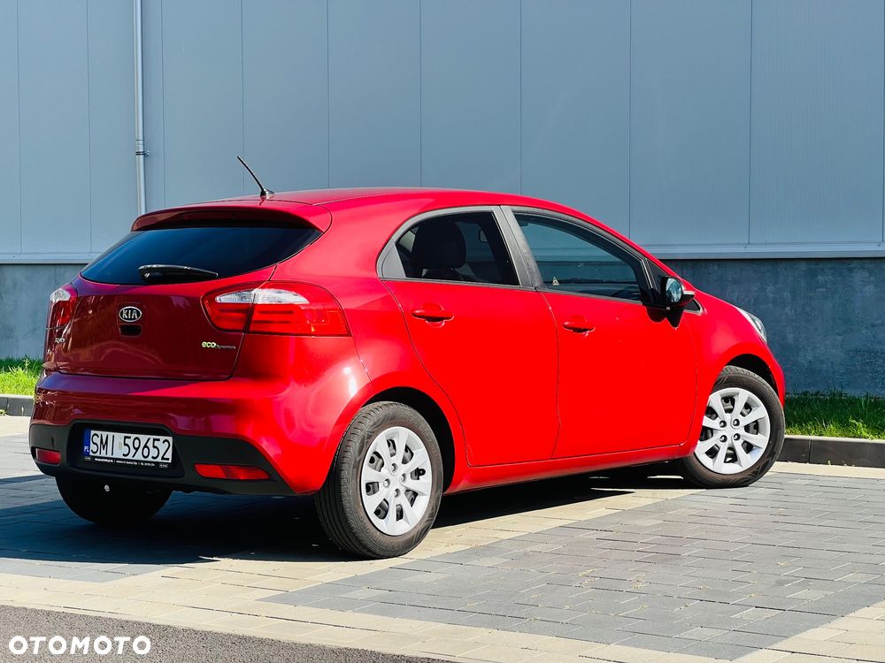 Kia Rio 1.2 Dream Team Edition - 20