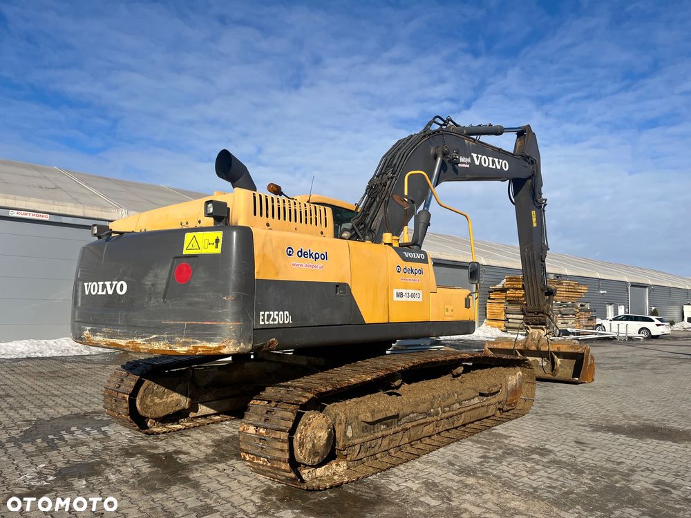 Volvo EC 250 DL - 2