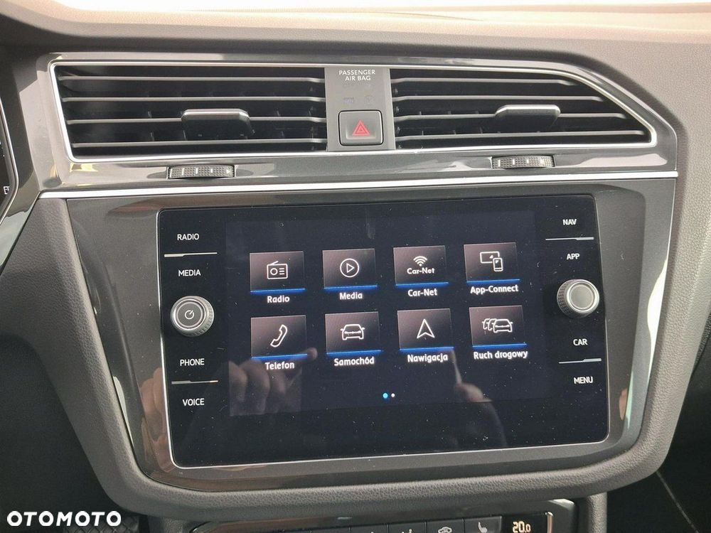 Volkswagen Tiguan - 18