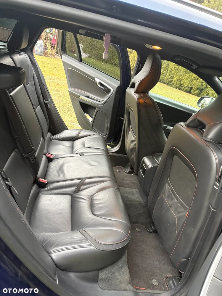 Volvo V60 D2 Geartronic Powershift Momentum - 15