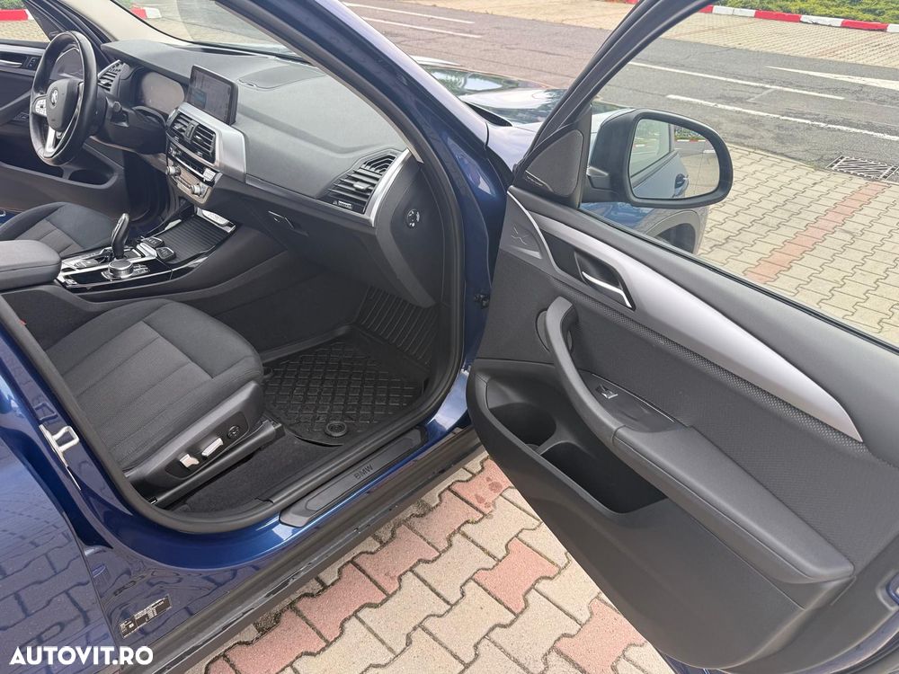 BMW X3 xDrive20d Advantage - 19